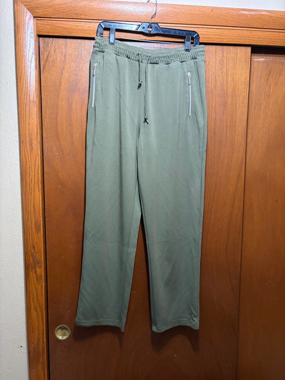 GUESS Men's L Olive Green Jogger Pants Drawstring Zip Pockets Athleisure